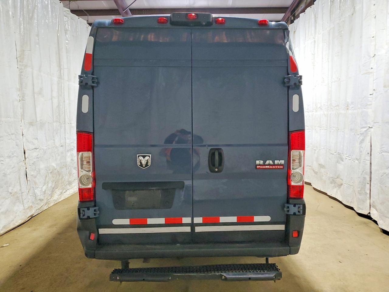 2019 Ram Promaster 3500 Delivery Van - Фото 6