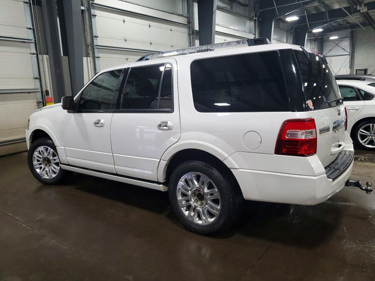 2011 Ford Expedition Limited - Image 2