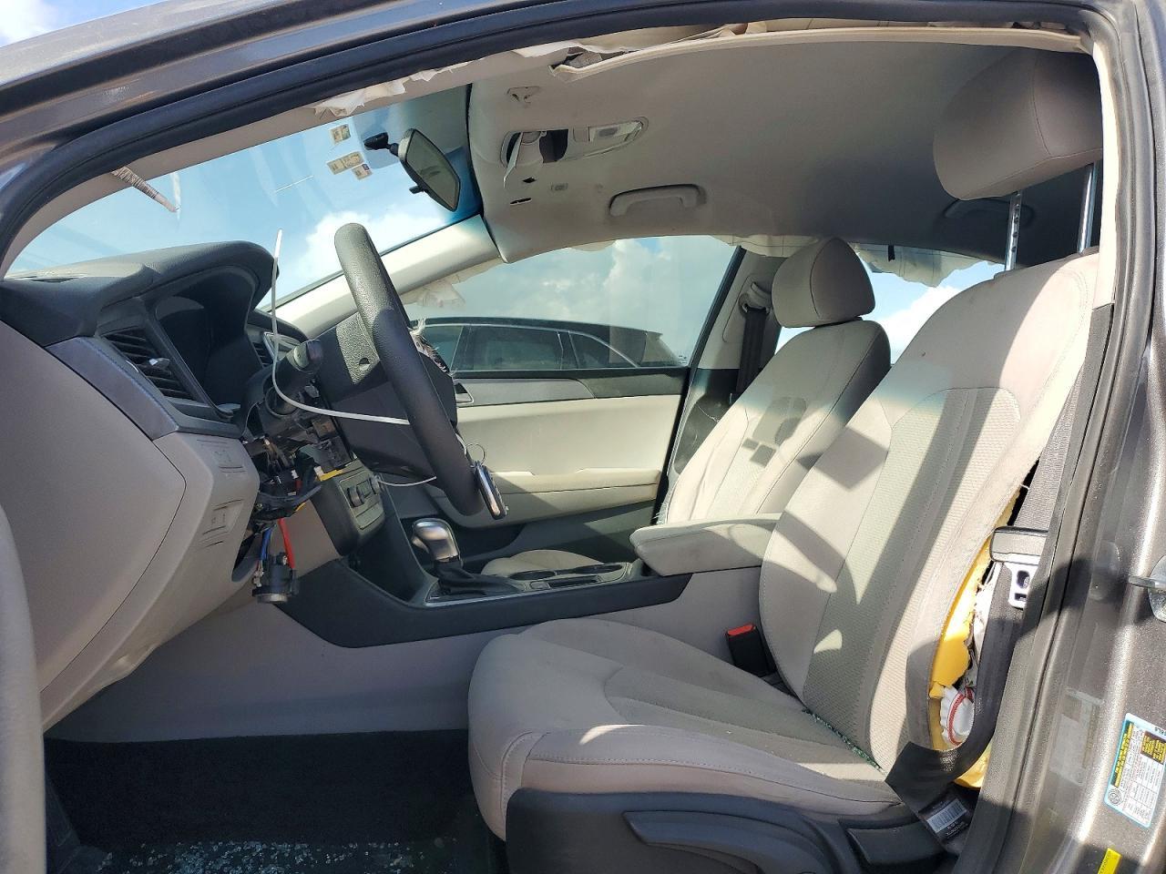 2019 Hyundai Sonata - Image 7