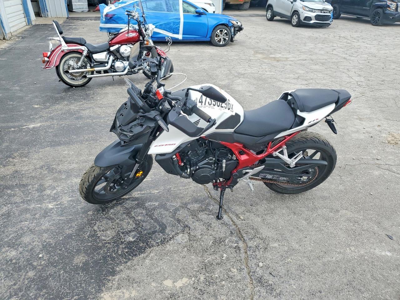 2025 Honda Cb750 A - Image 3