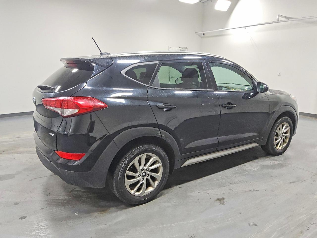 2017 Hyundai Tucson Se - Фото 3