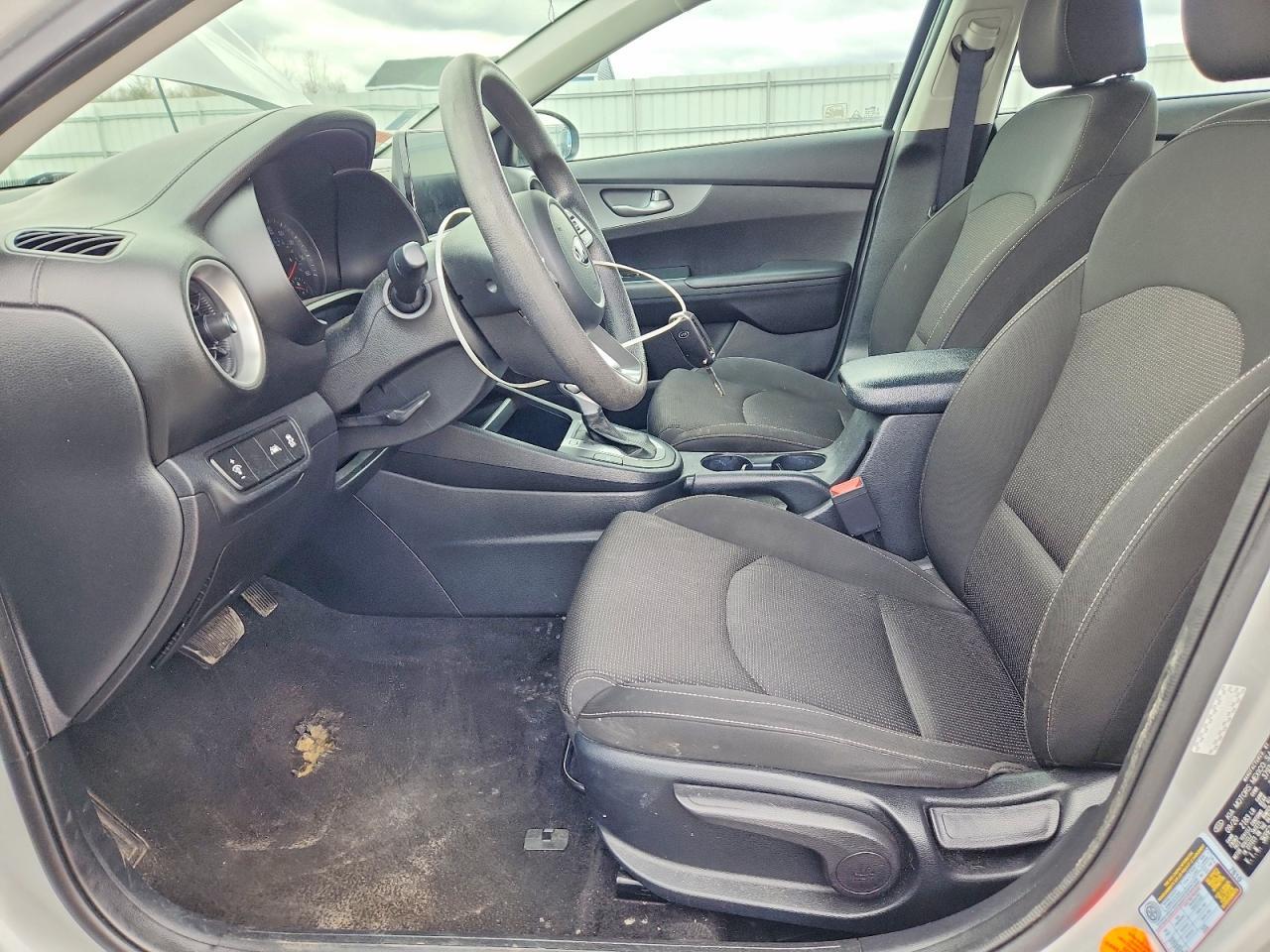 2021 Kia Forte Lxs - Image 7