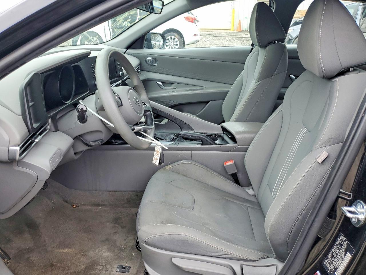 2023 Hyundai Elantra Sel - Image 7