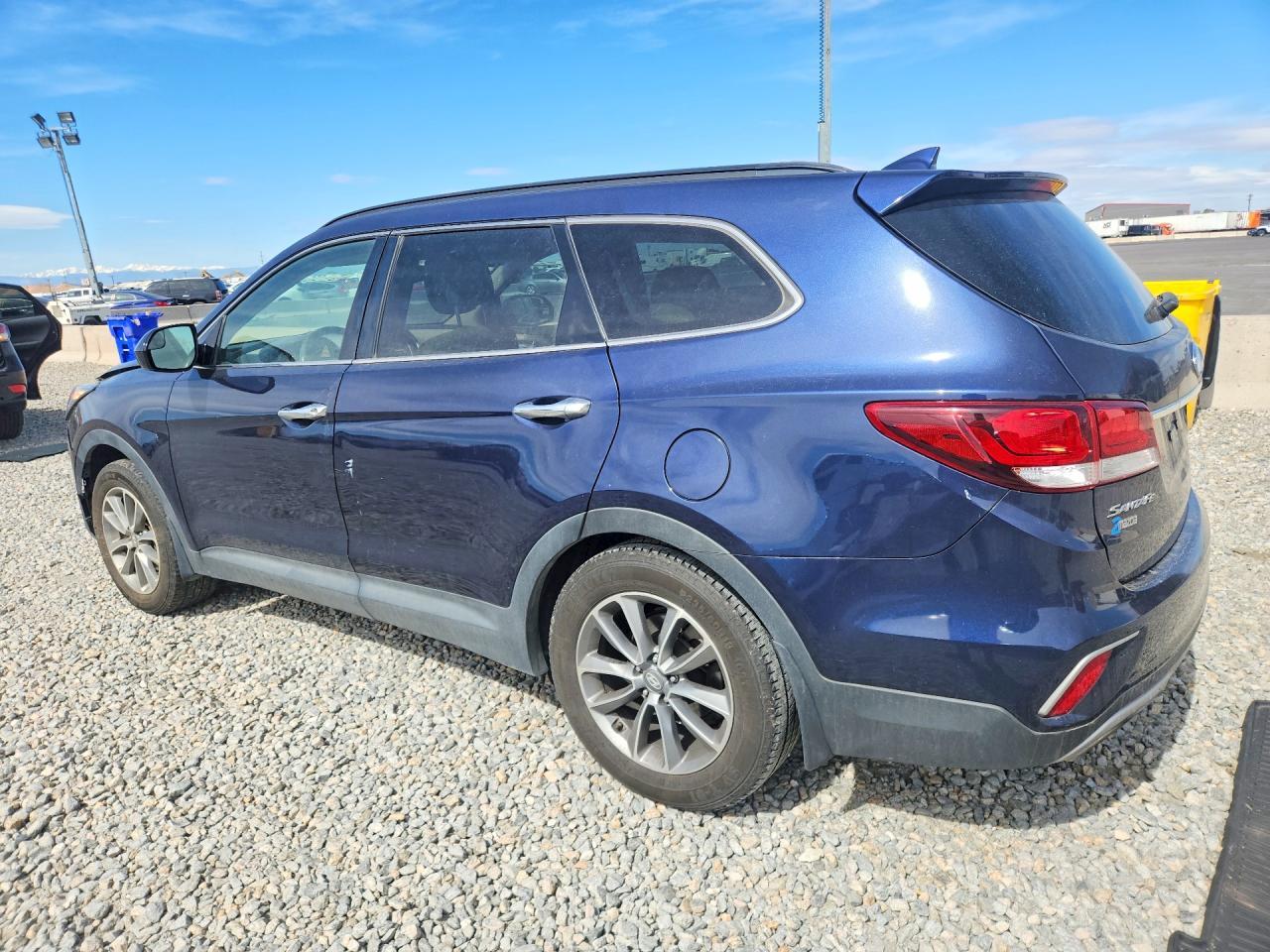 2018 Hyundai Santa Fe Se - Image 2