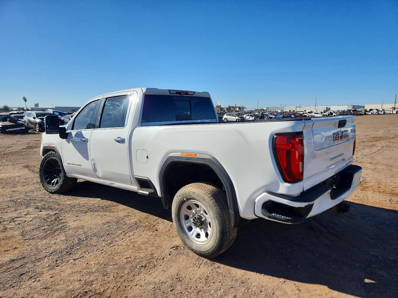 2020 GMC Sierra K3500 Denali - Image 3