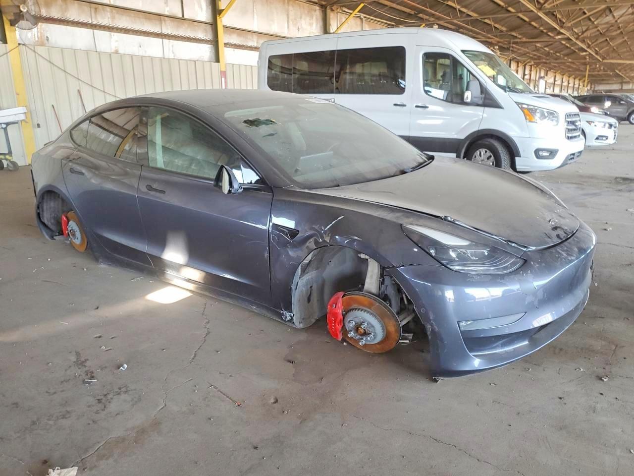 2021 Tesla Model 3 - Фото 4