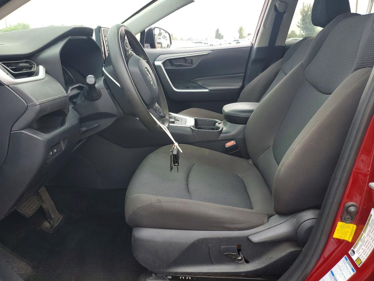 2021 Toyota Rav4 Hybrid Le - Image 7