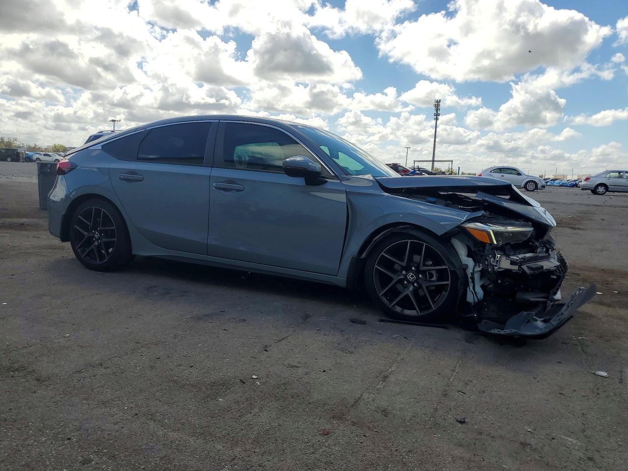 2024 Honda Civic Sport Touring - Фото 4
