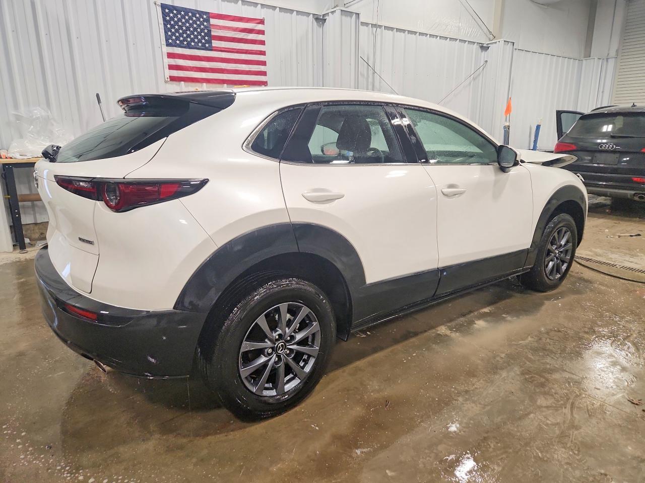 2025 Mazda Cx-30 - Image 3