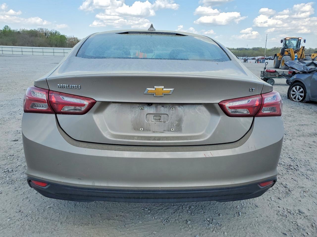 2022 Chevrolet Malibu Lt - Фото 6