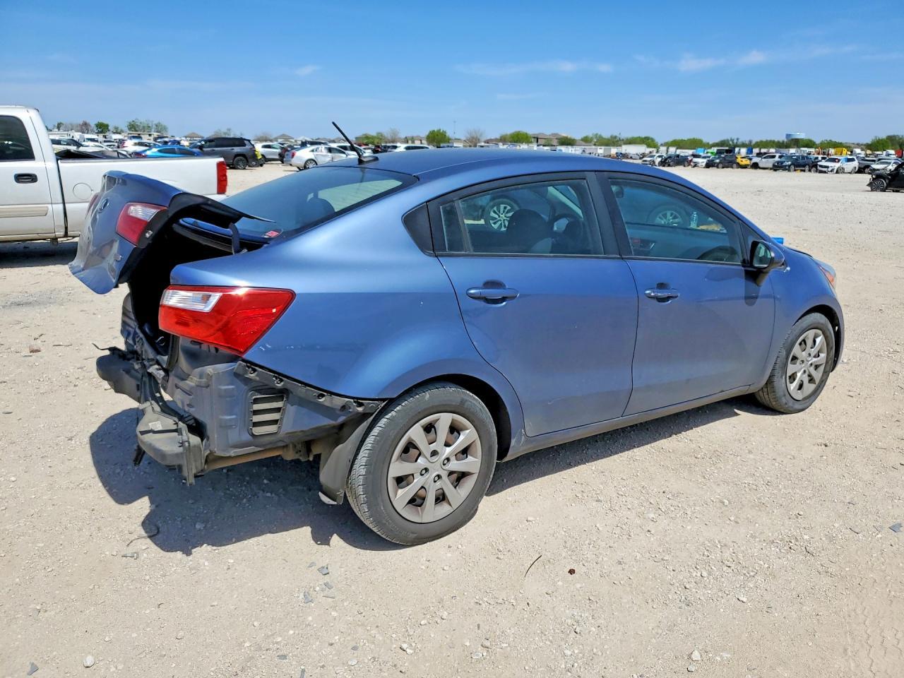 2016 Kia Rio Lx - Фото 3