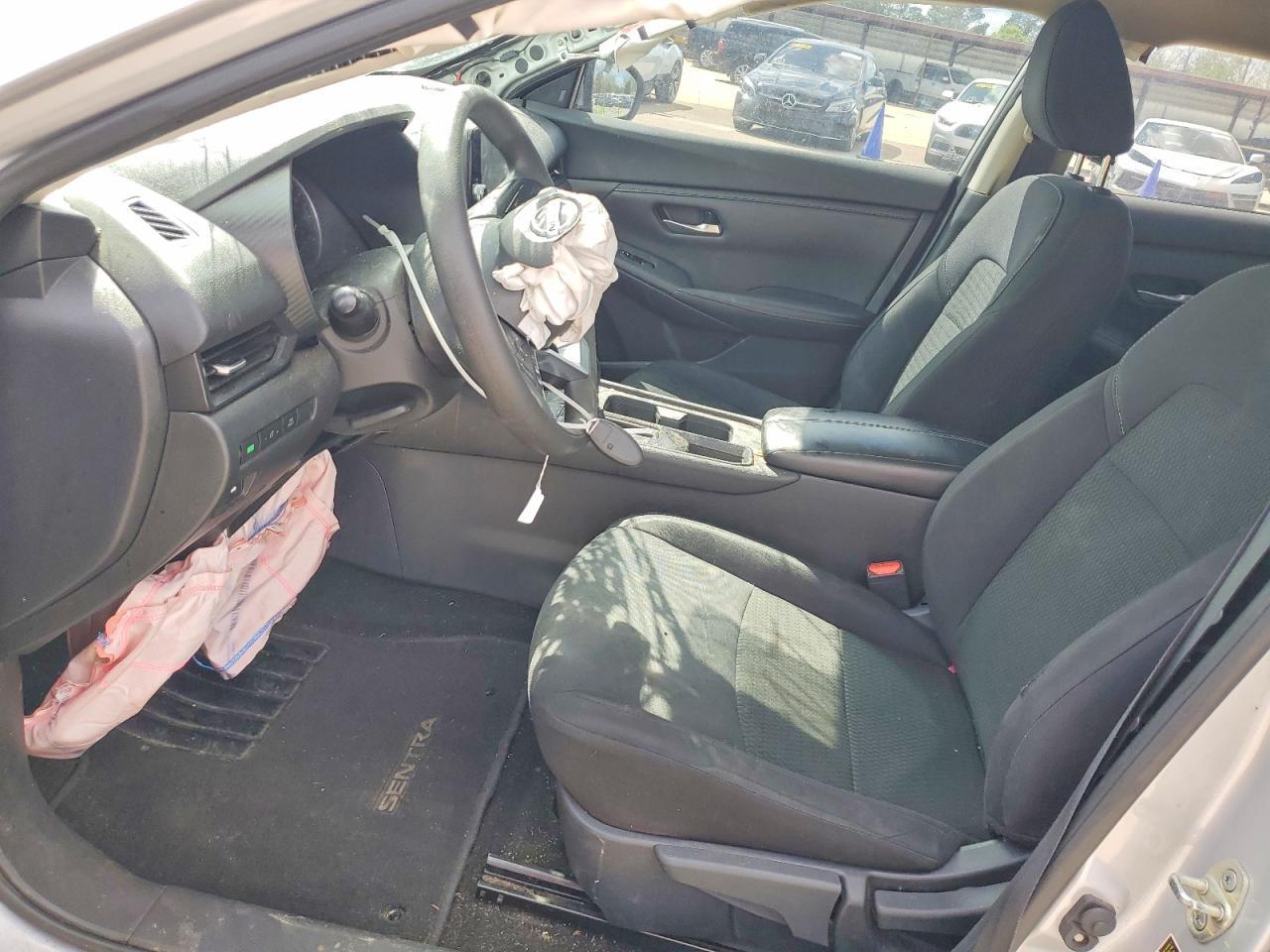 2021 Nissan Sentra S - Image 7