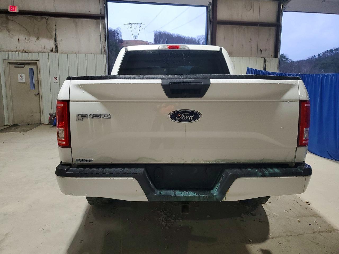 2017 Ford F150 Supercrew - Фото 6