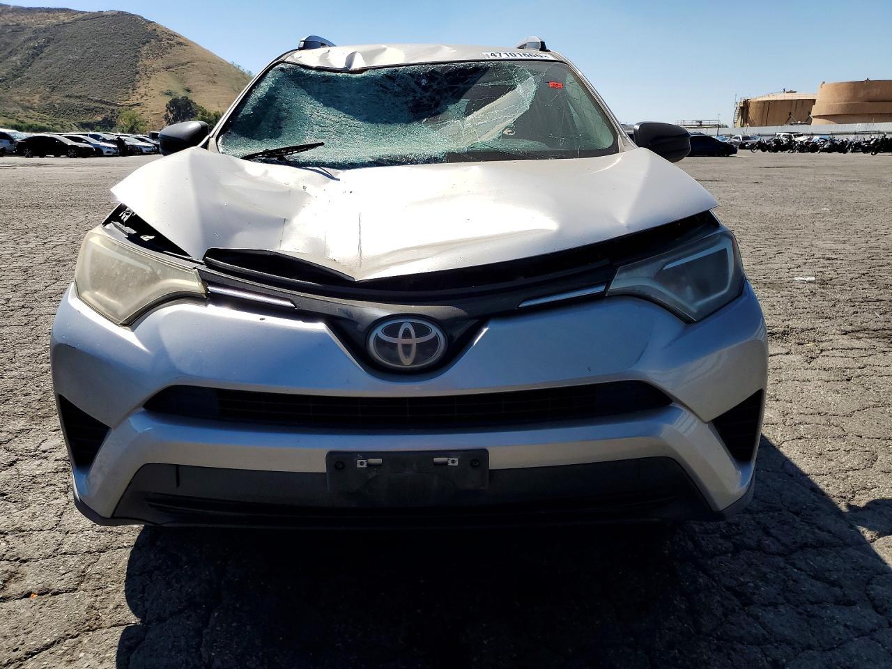 2017 Toyota Rav4 Le - Фото 5