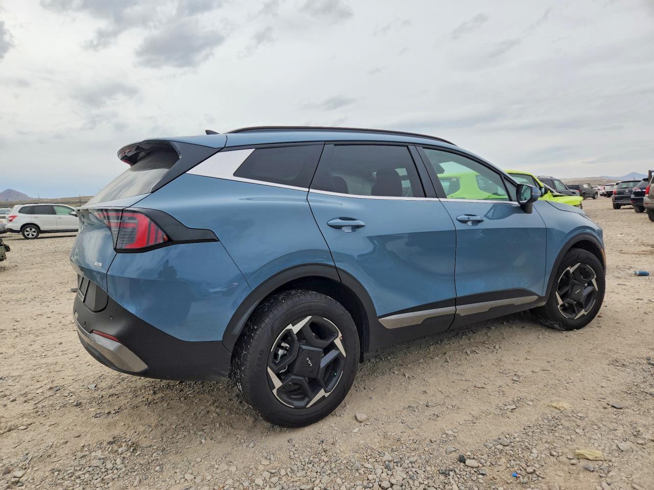 2026 Kia Sportage Hybrid Ex - Image 3