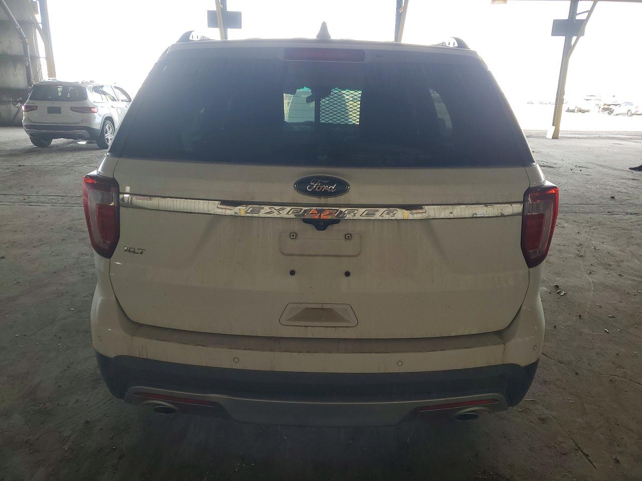 2016 Ford Explorer Xlt - Image 6