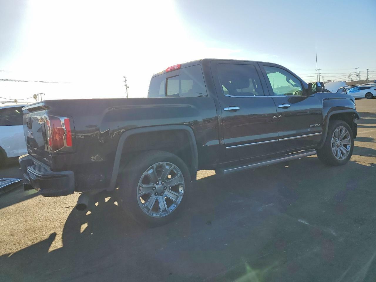 2018 GMC 1500 - Фото 3