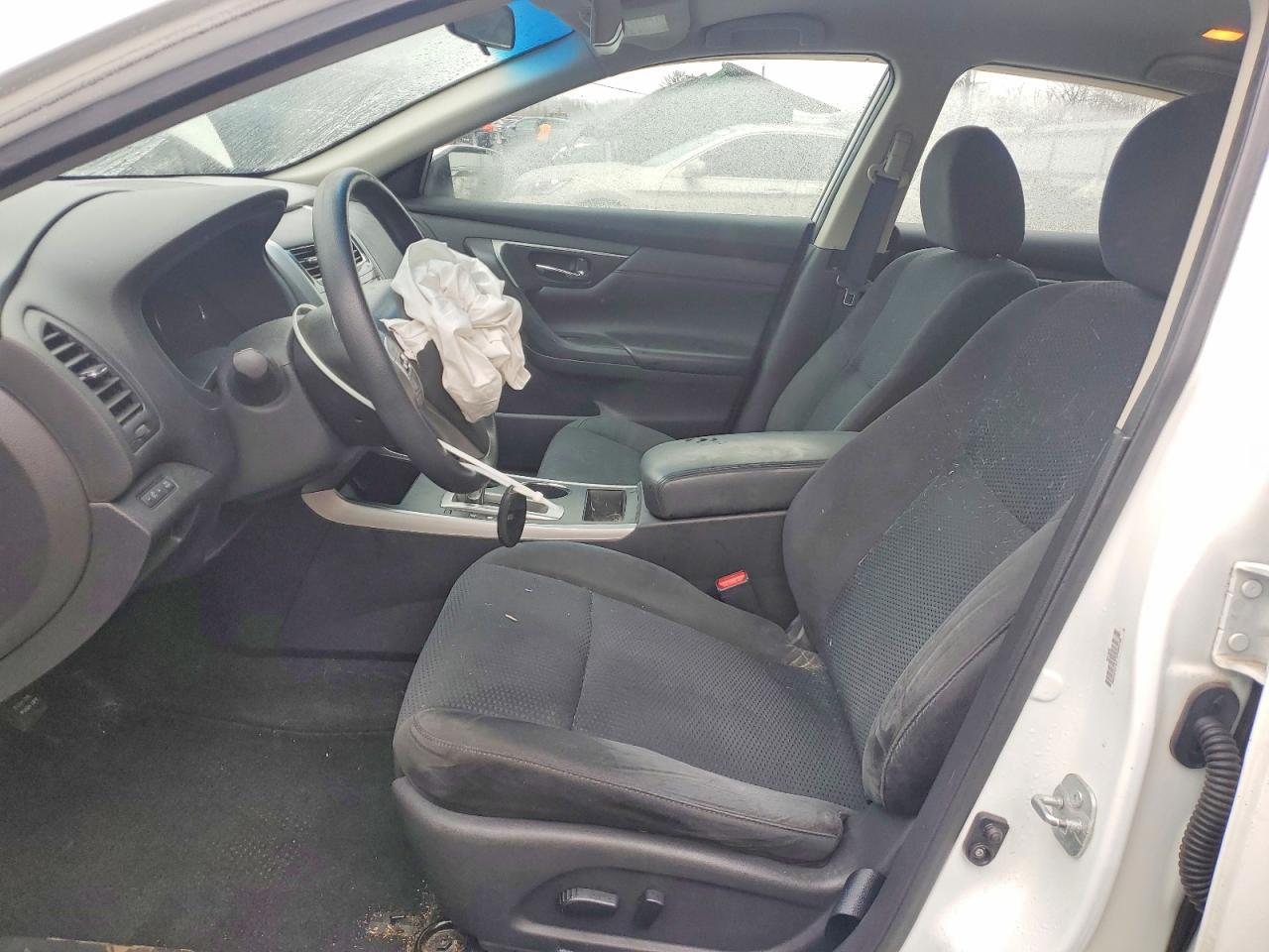 2015 Nissan Altima 2.5 S - Фото 7