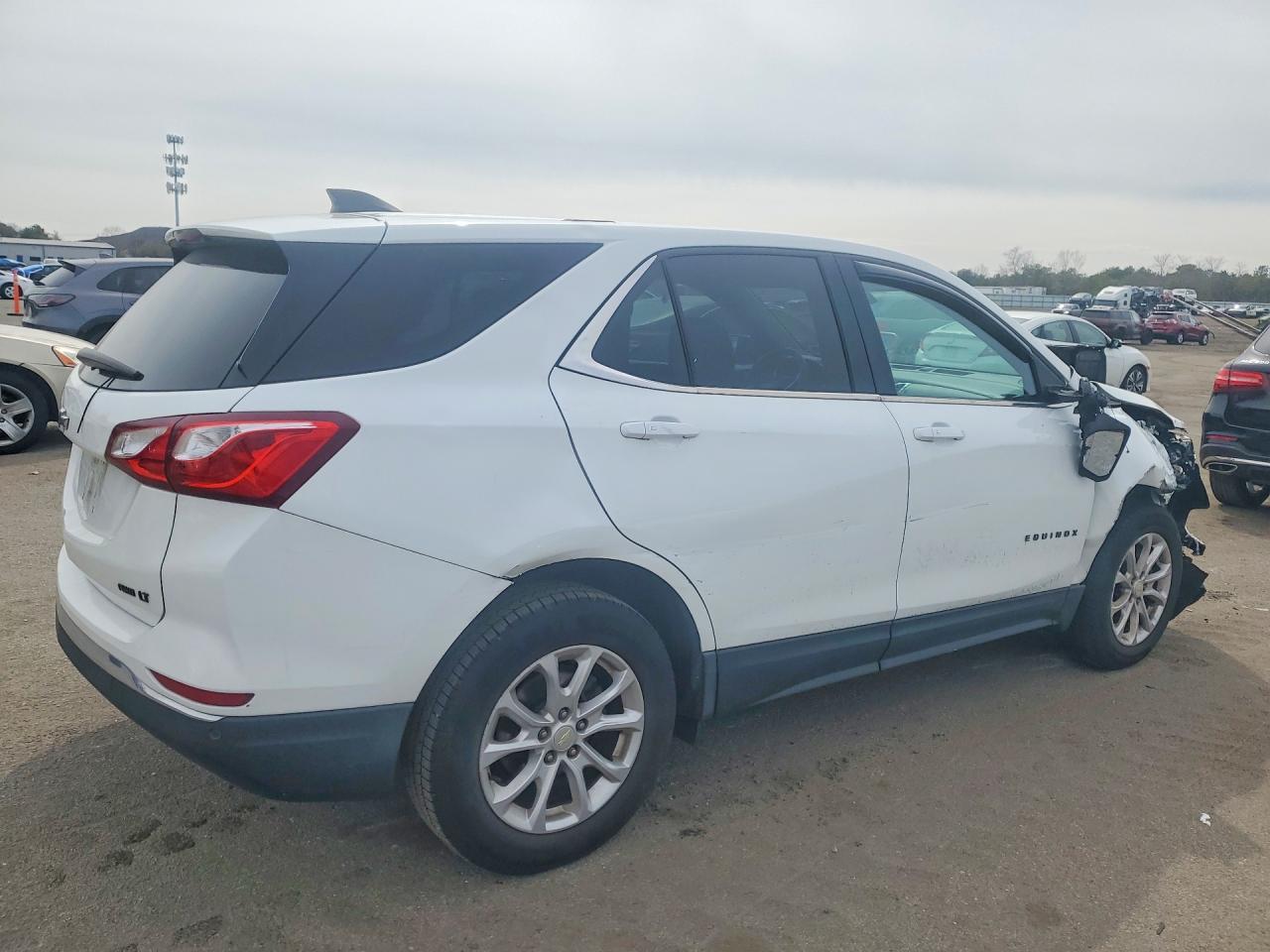 2019 Chevrolet Equinox Lt - Фото 3