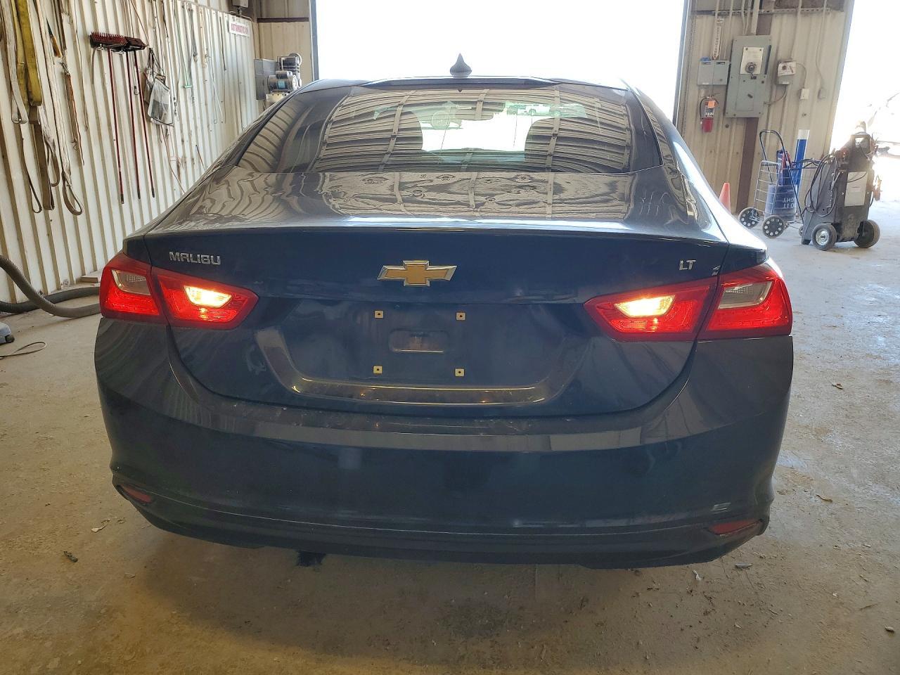 2023 Chevrolet Malibu Lt - Image 6