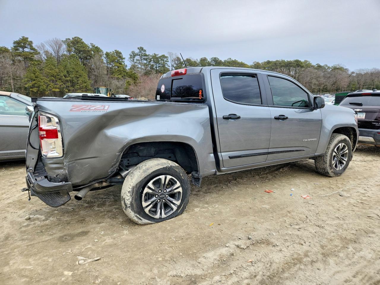 2022 Chevrolet Colorado Z71 - Фото 3