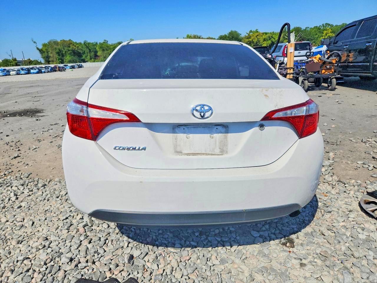 2015 Toyota Corolla L - Image 6