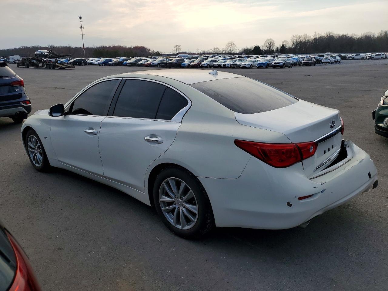 2017 Infiniti Q50 3.0T Premium - Image 2