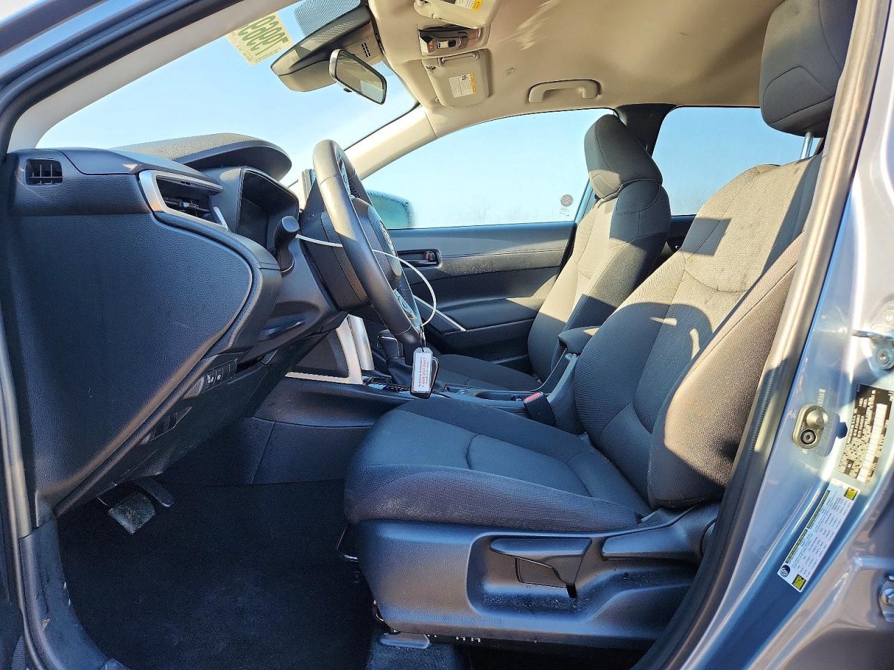 2024 Toyota Corolla Cross Le - Фото 7
