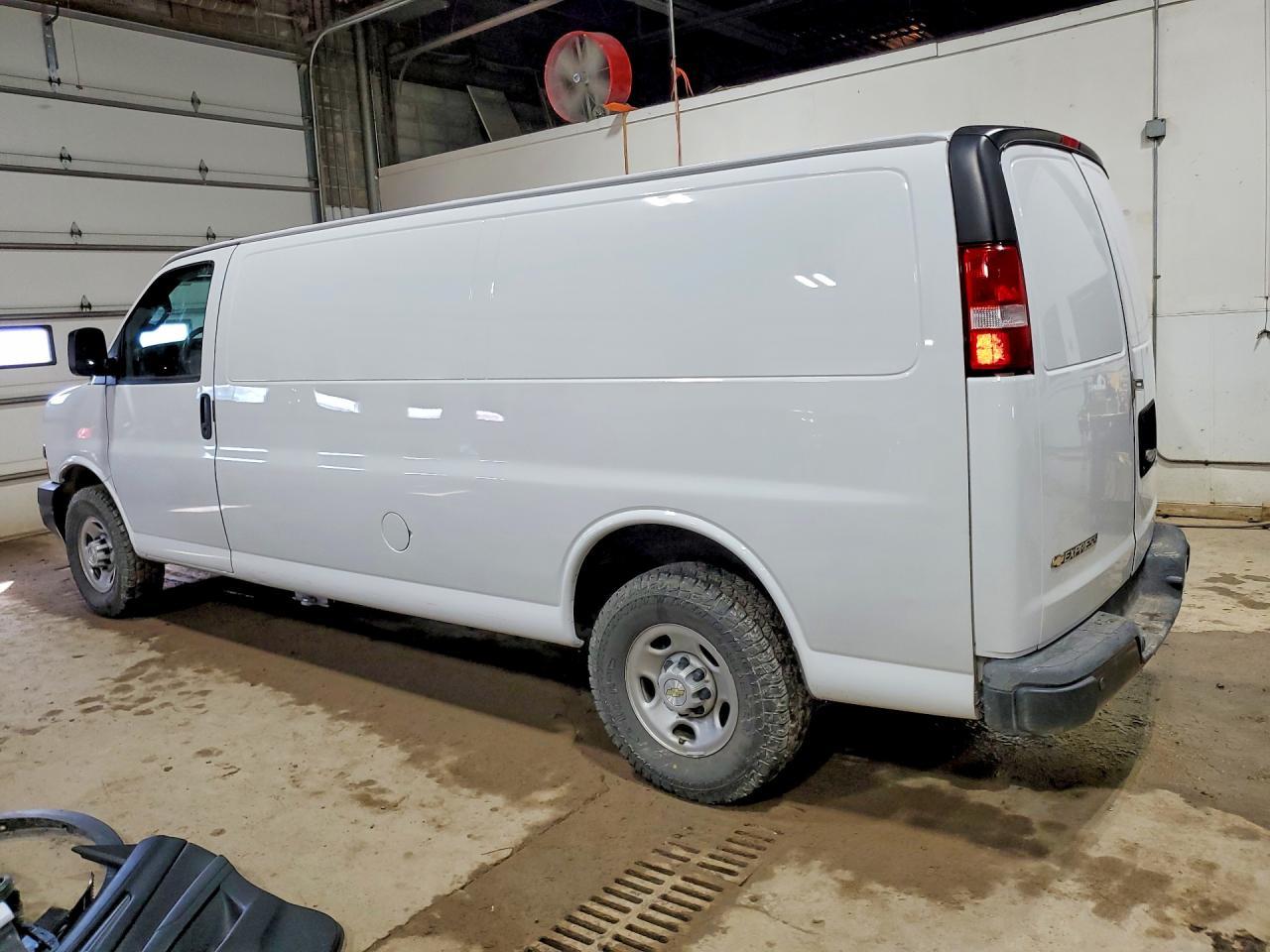2023 Chevrolet Express 3500 Ext Cargo Van - Image 2