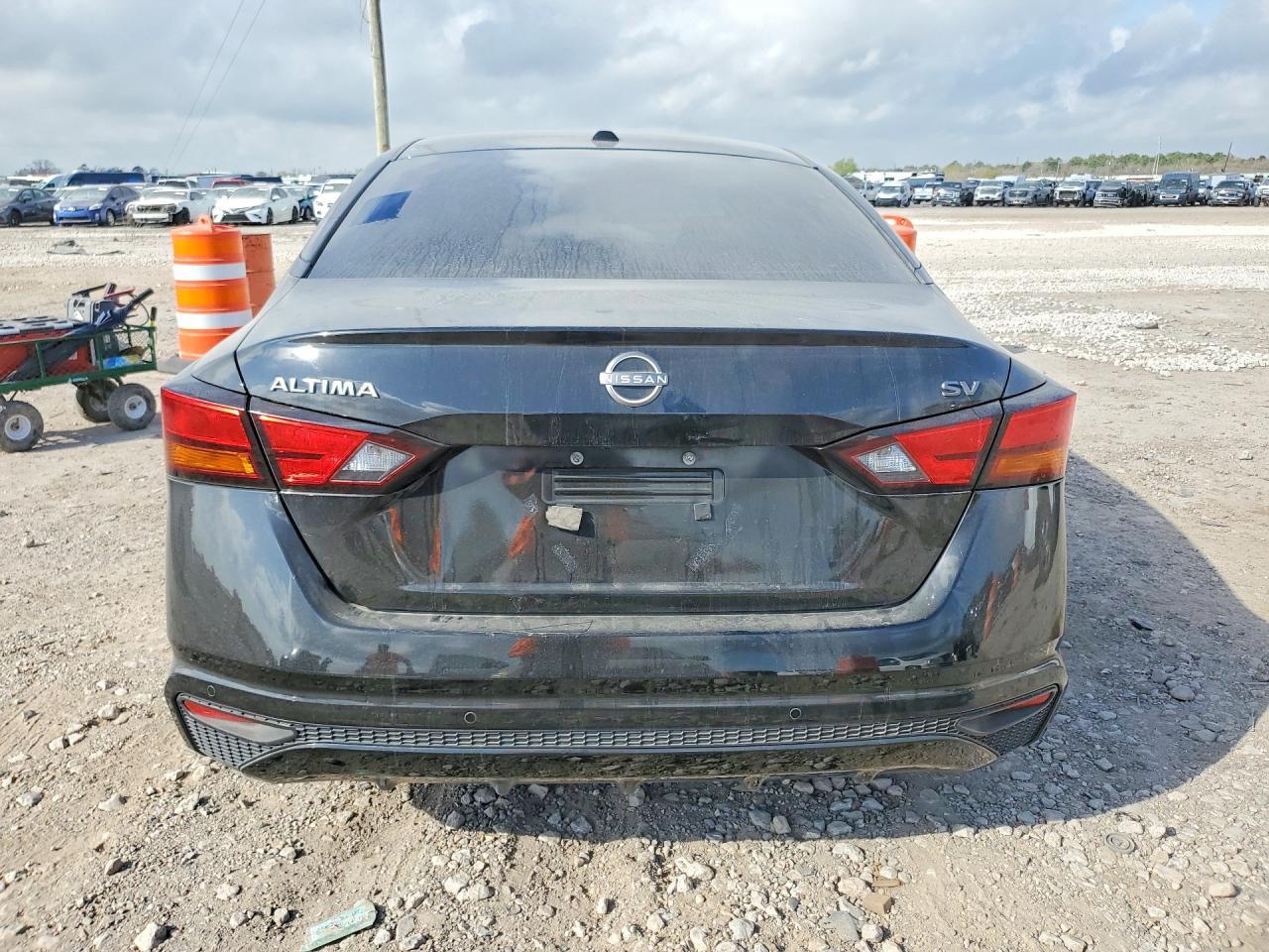 2023 Nissan Altima 2.5 Sv - Фото 6