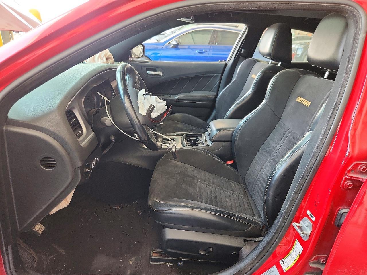 2017 Dodge Charger R - Image 7