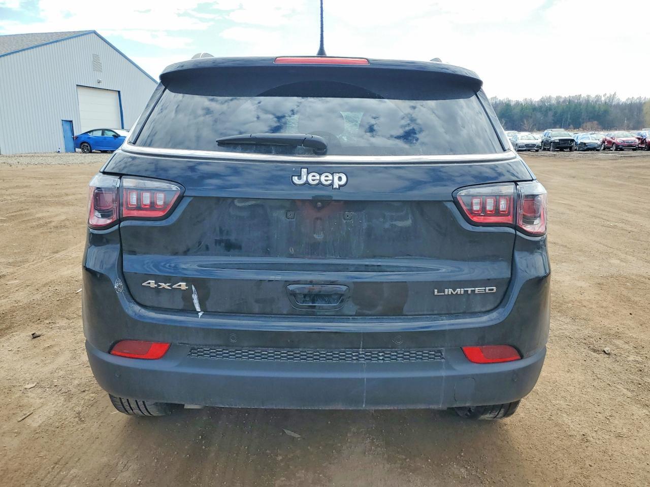 2025 Jeep Compass - Image 6