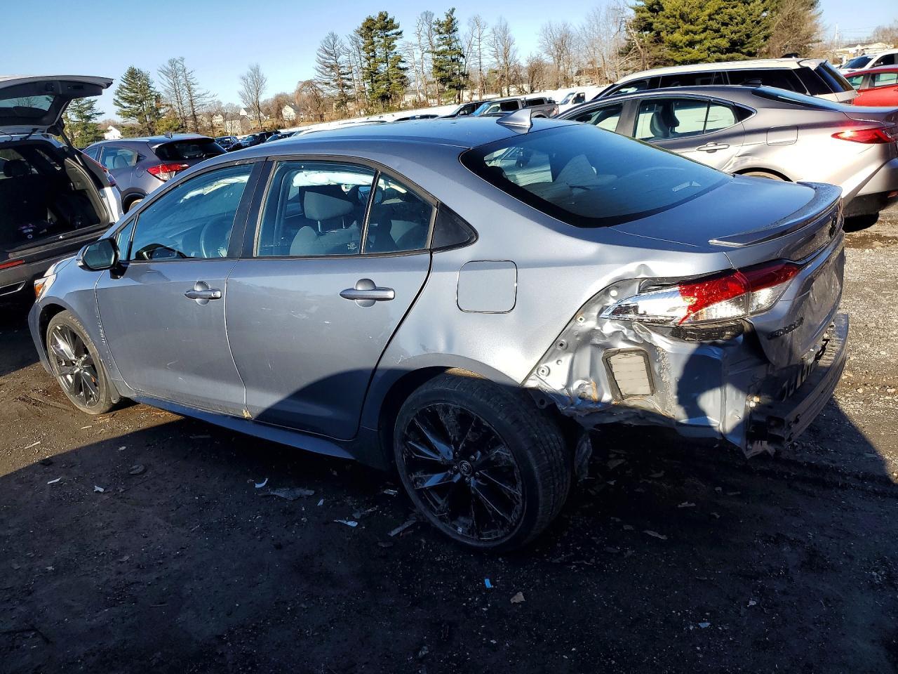 2023 Toyota Corolla Se - Фото 2