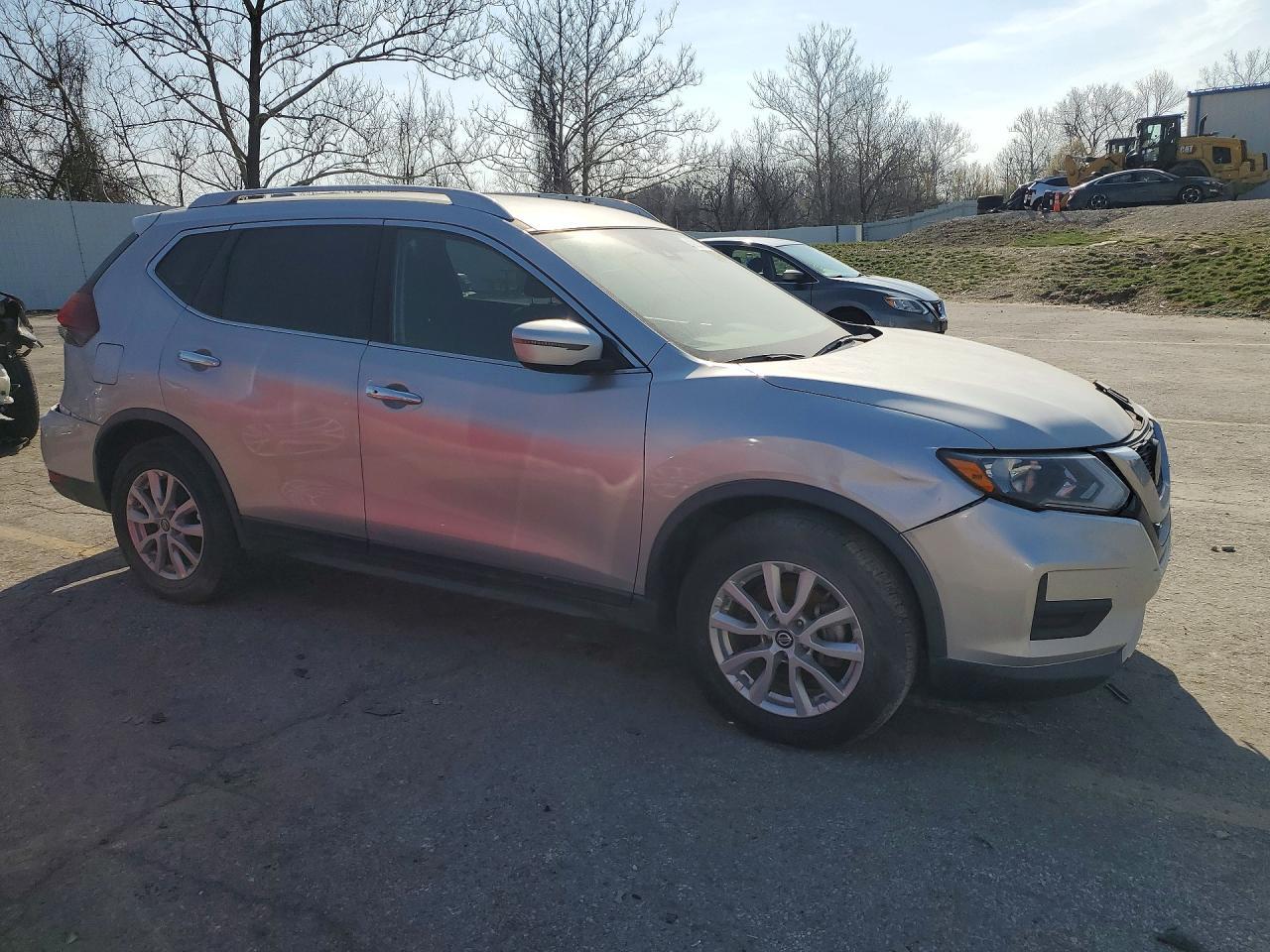 2020 Nissan Rogue S - Фото 4