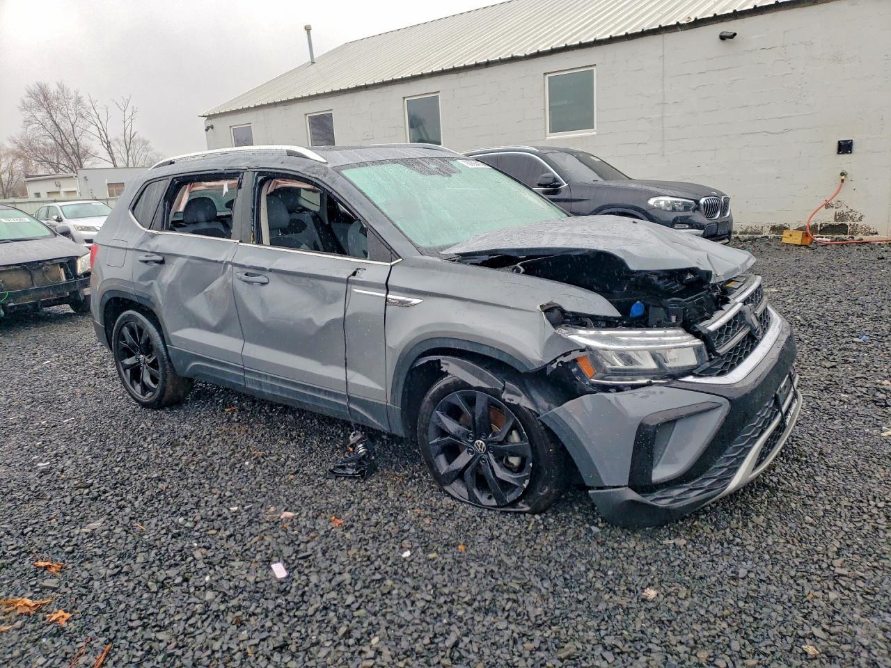 2022 Volkswagen Taos Se Iq Drive - Image 4