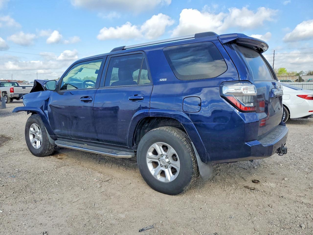 2020 Toyota 4Runner Sr5 Premium - Image 2