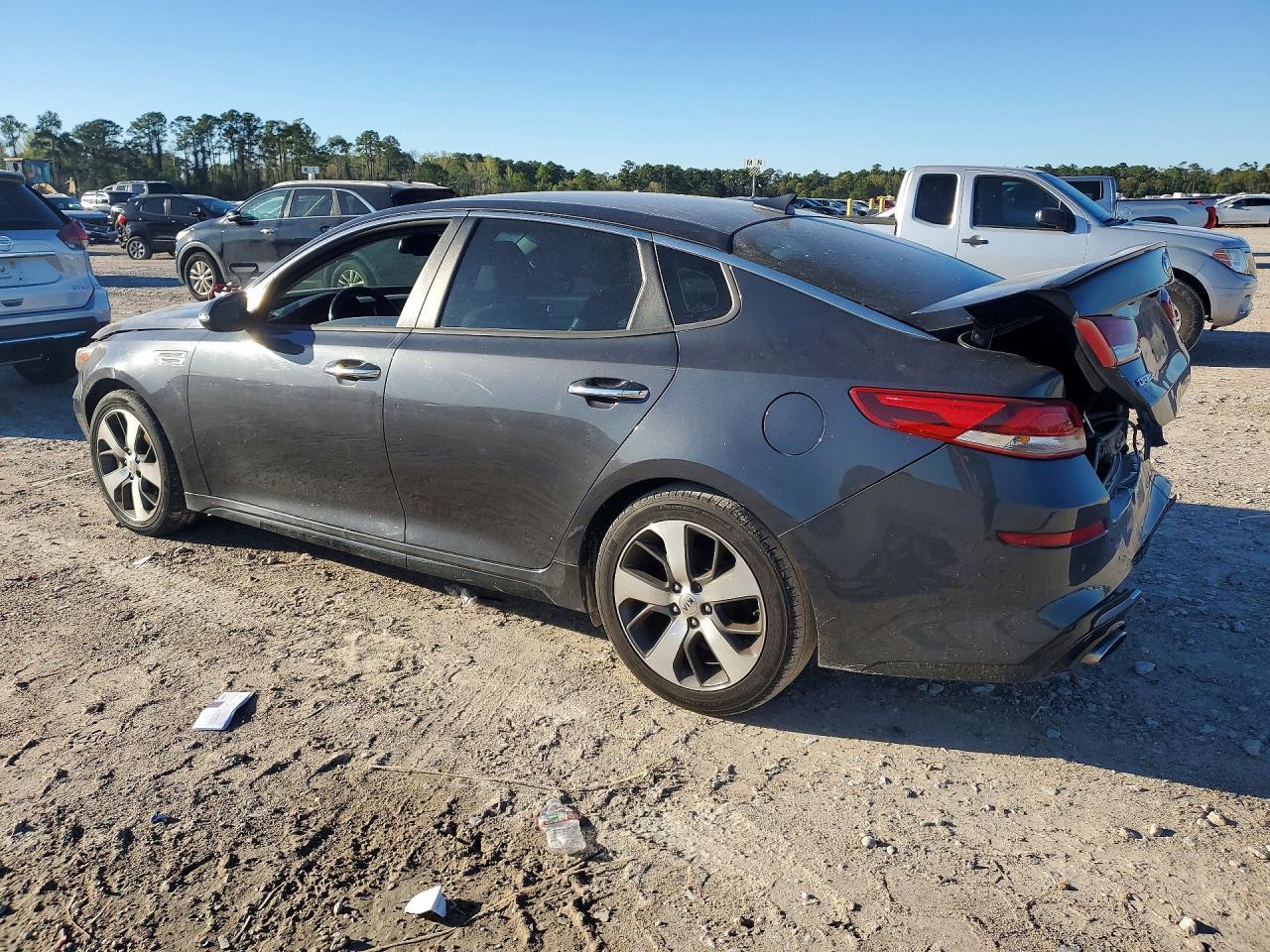 2019 Kia Optima - Фото 2
