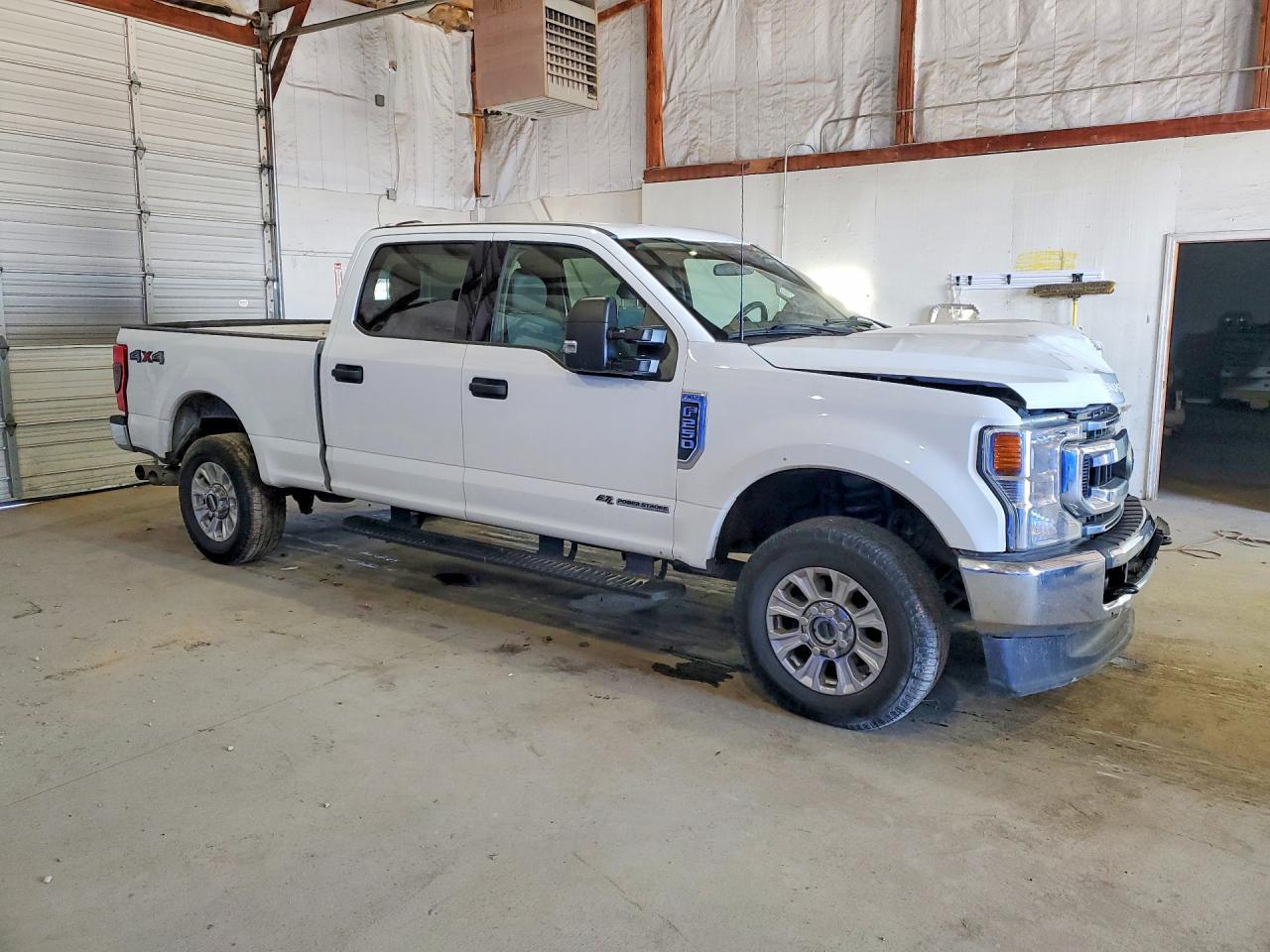 2022 Ford F250 Super Duty - Фото 4