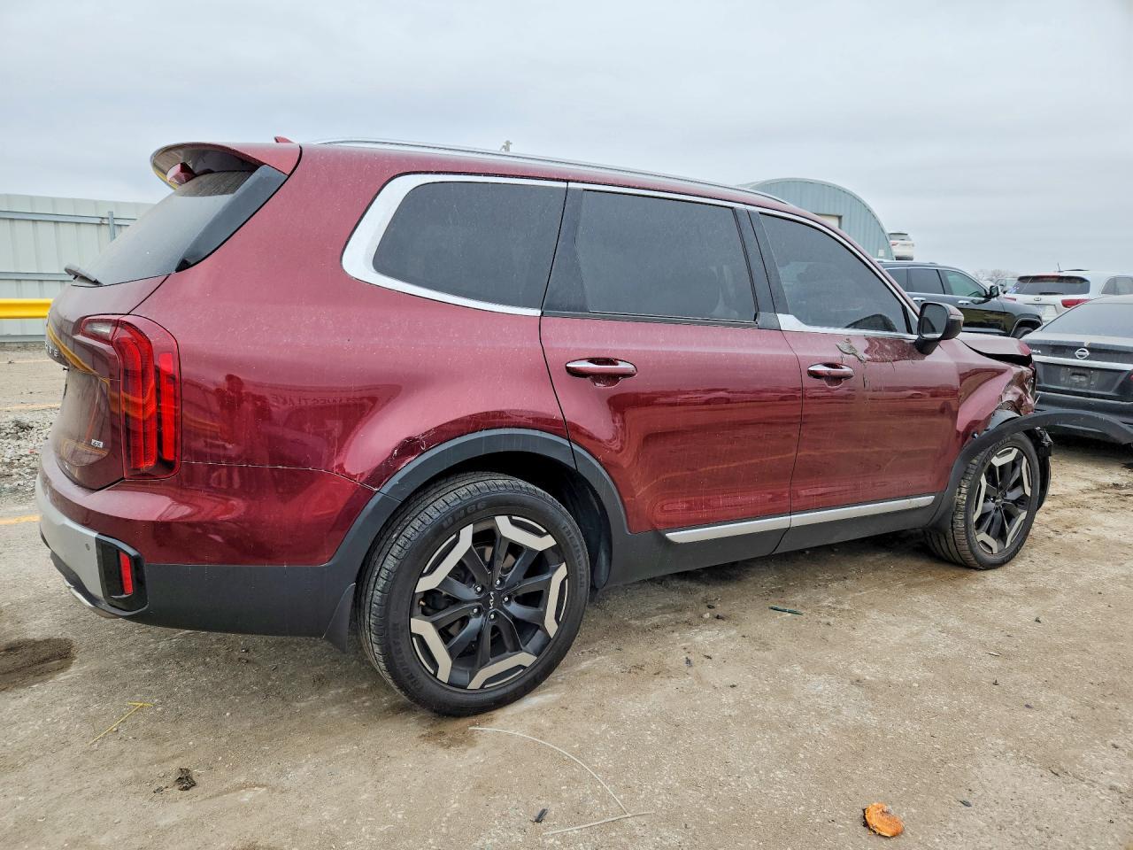 2023 Kia Telluride S - Фото 3