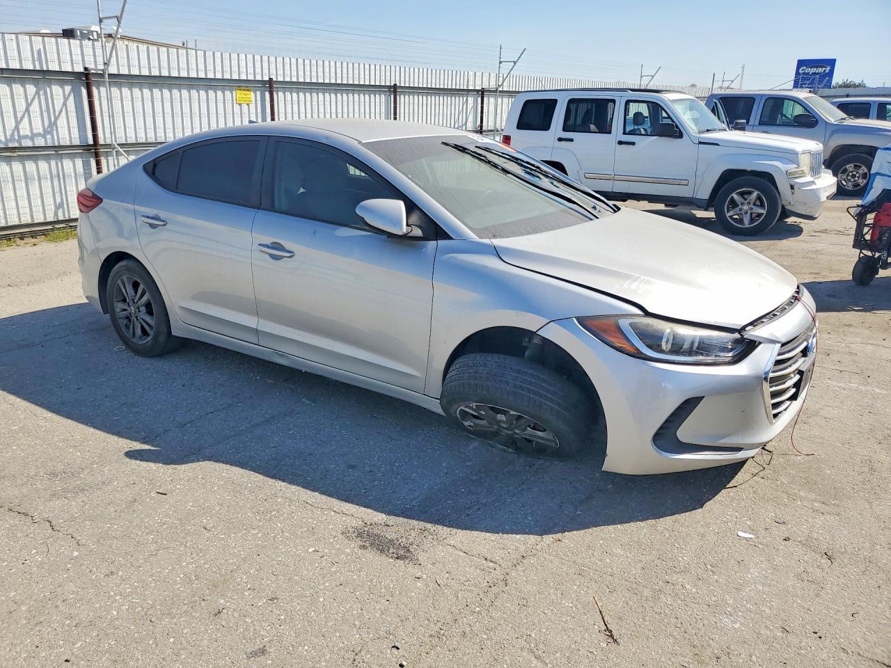 2018 Hyundai Elantra Sel - Фото 4