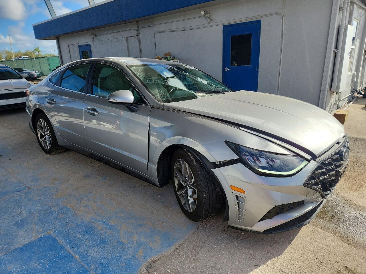 2020 Hyundai Sonata Sel - Image 4