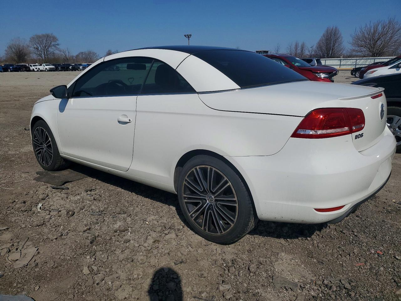 2013 Volkswagen Eos Komfort - Фото 2
