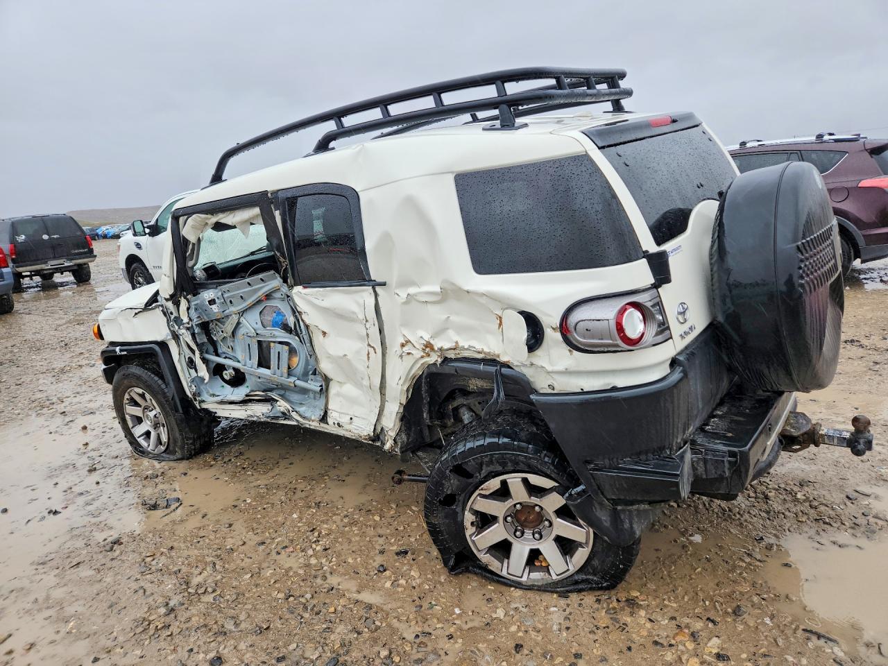 2014 Toyota Fj Cruiser - Фото 2