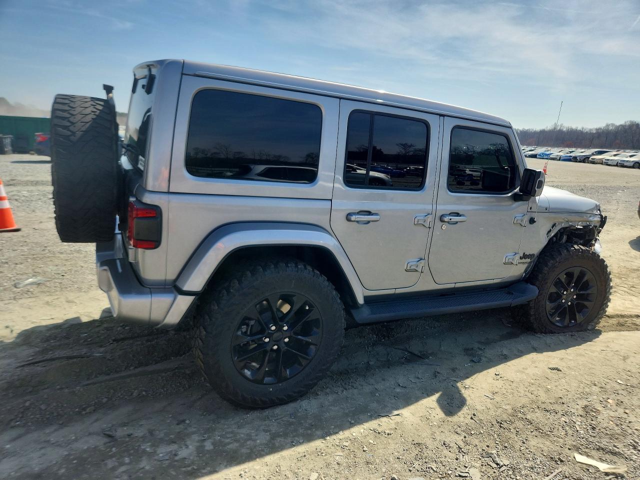2021 Jeep Wrangler Unlimited Sahara - Фото 3