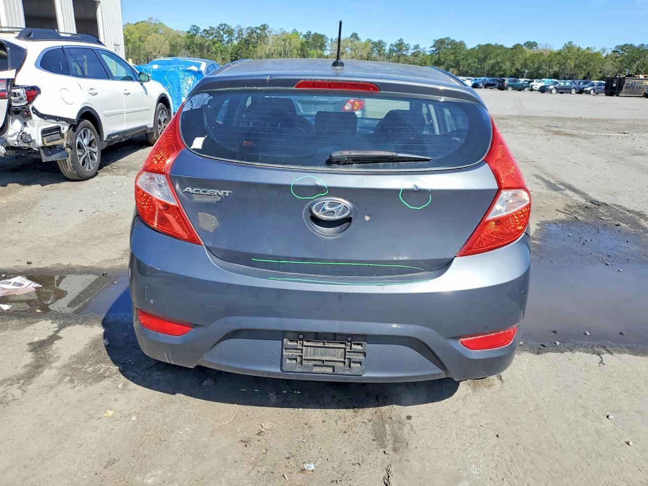 2013 Hyundai Accent - Фото 6