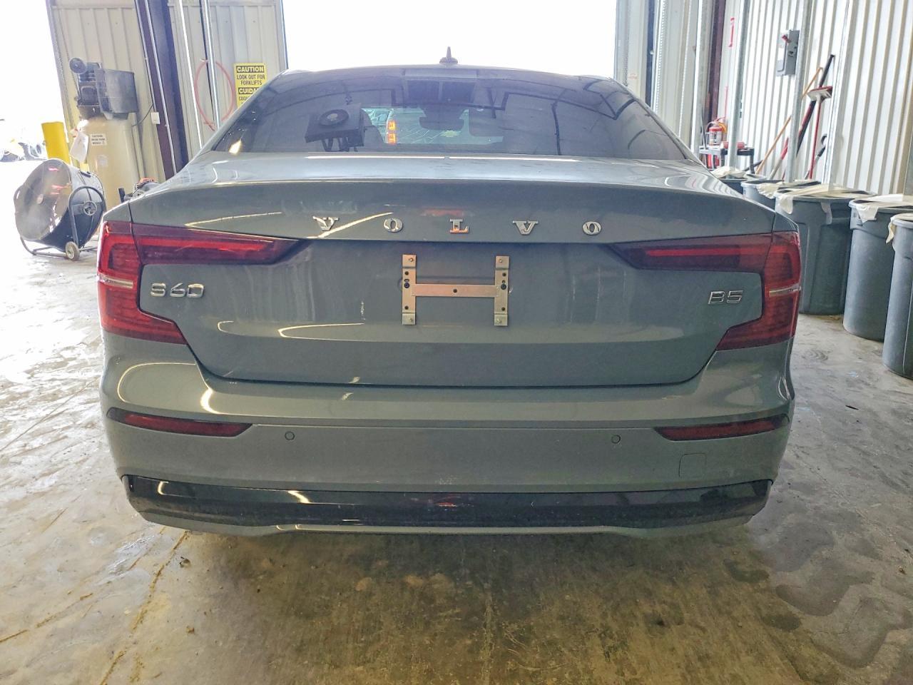 2024 Volvo S60 Core - Фото 6