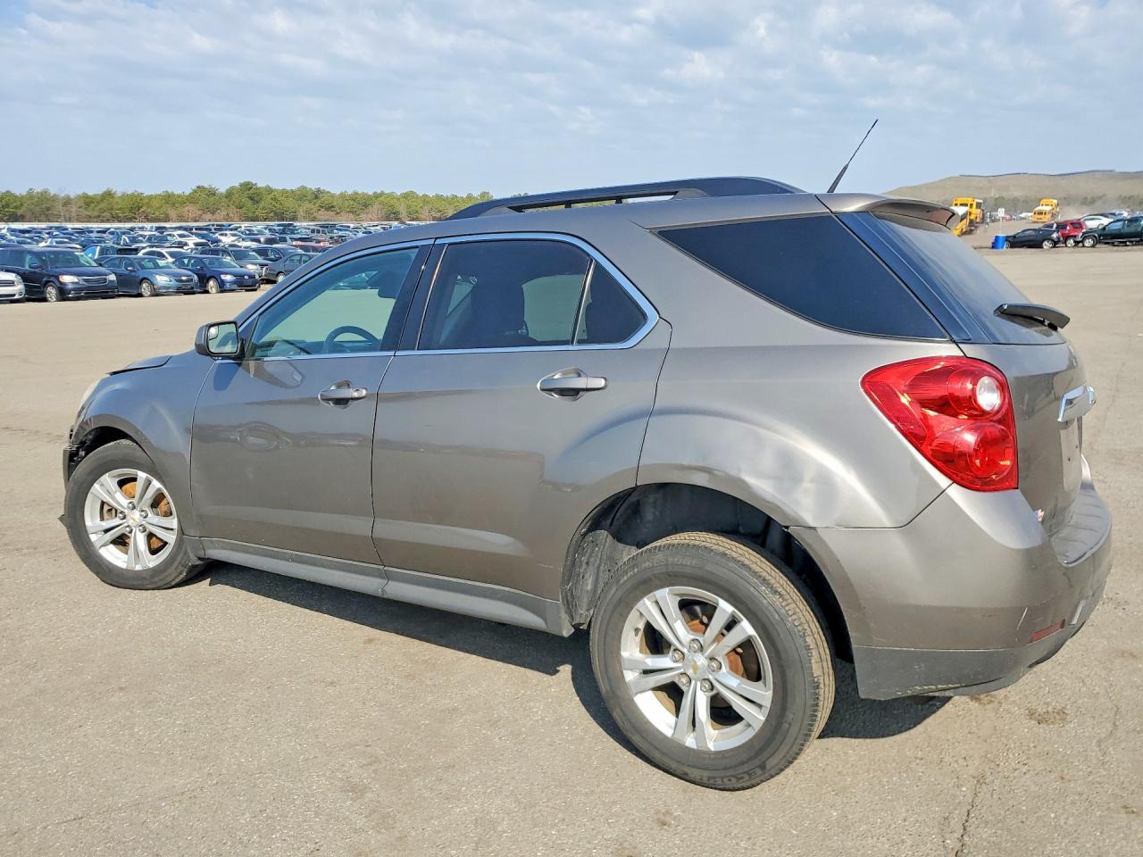 2012 Chevrolet Equinox Lt - Image 2
