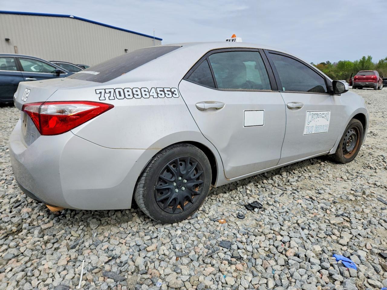 2016 Toyota Corolla Le - Фото 3