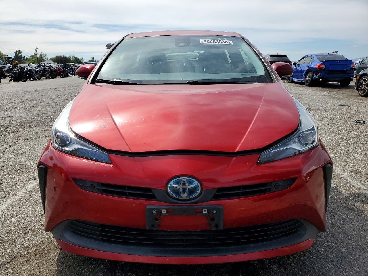 2021 Toyota Prius Le - Фото 5