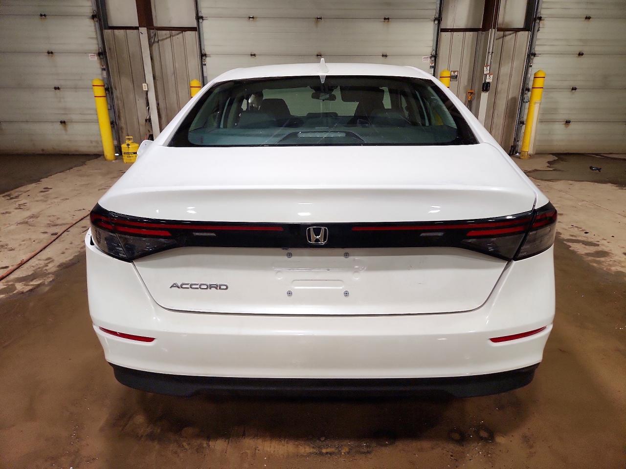 2025 Honda Accord Lx - Фото 6